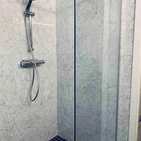 Ferodia Gaminor Apartment